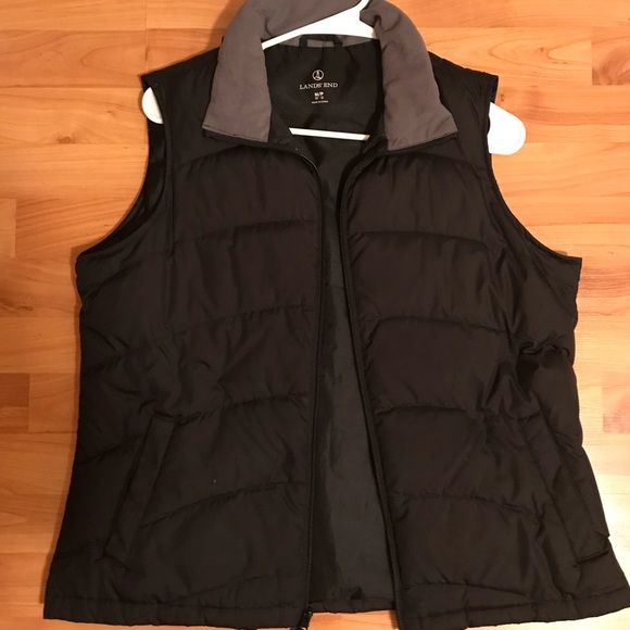 Lands' End Jackets & Blazers - NWOT Lands End Black Puffer Vest